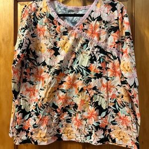 Pajama set with tulip hemline size large